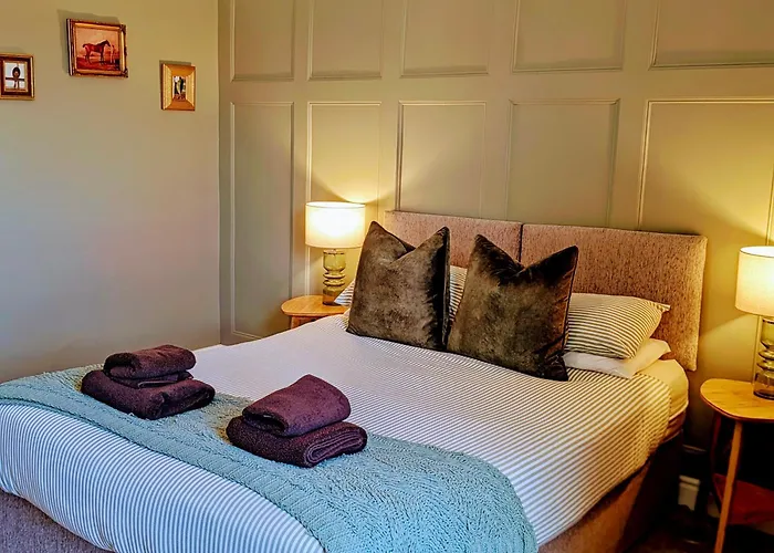 Fifth Quarter Apartment With Free Parking